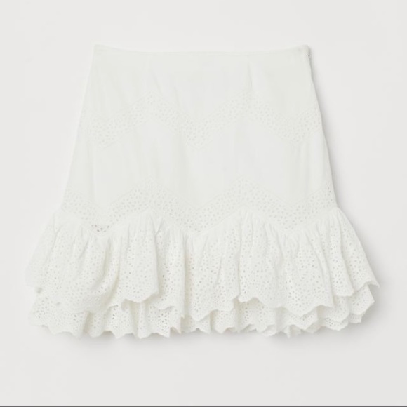 H&M White Eyelet Embroidery Cotton Mini Skirt Sz 12 - Picture 4 of 6